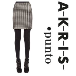 Akris Punto Houndstooth Pencil Mini Skirt Size 2 Black Cream Check Wool Blend